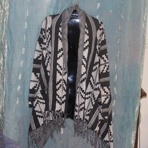 black and white sweatshirt